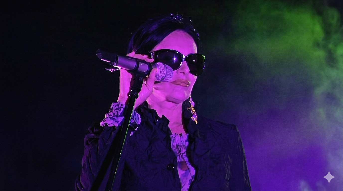 Kora Jackowska, singer of Maanam, in concert